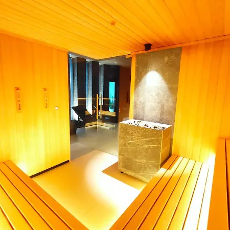 Polanki Aqua Nemo * كولوبرزيغ